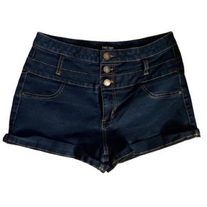 HIGH WAISTED SHORTS: Size 8. Brand: Refuge.